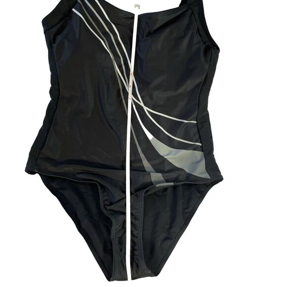 Women's one piece swimsuit block color black and white large simple bathing suit - Picture 6 of 16